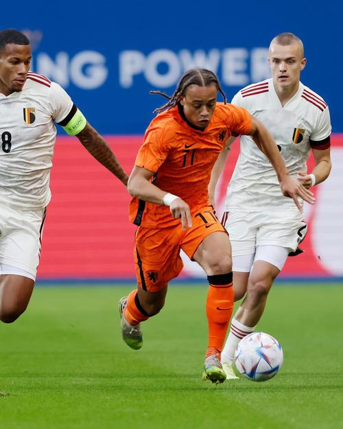 荷兰对比利时