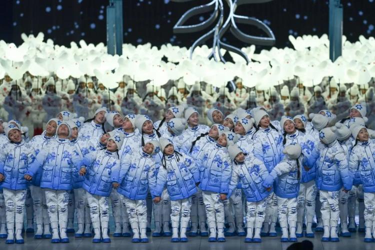 2022冬奥会闭幕式大学生演员